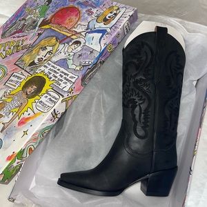 BRAND NEW JEFFREY CAMPBELL DAGGET BOOT SIZE 7